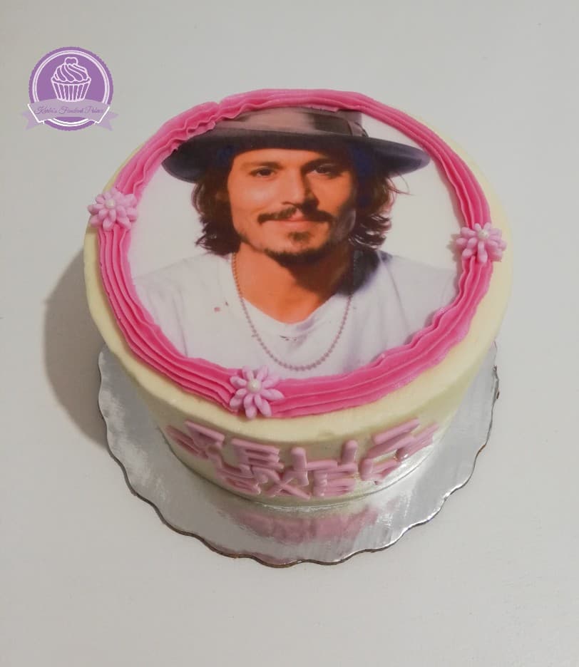 Pastel de fondant para celebración de cumpleaños