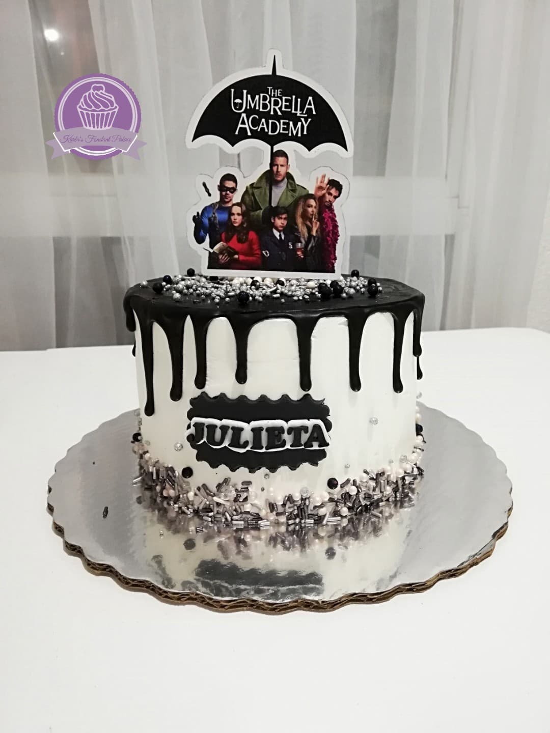 Pastel de cumpleaños decorado