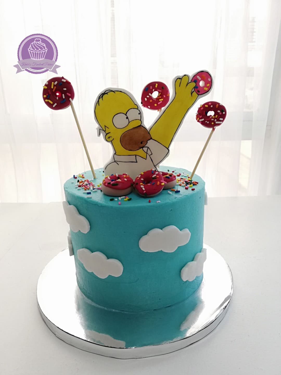 Pastel de fondant para celebración de cumpleaños