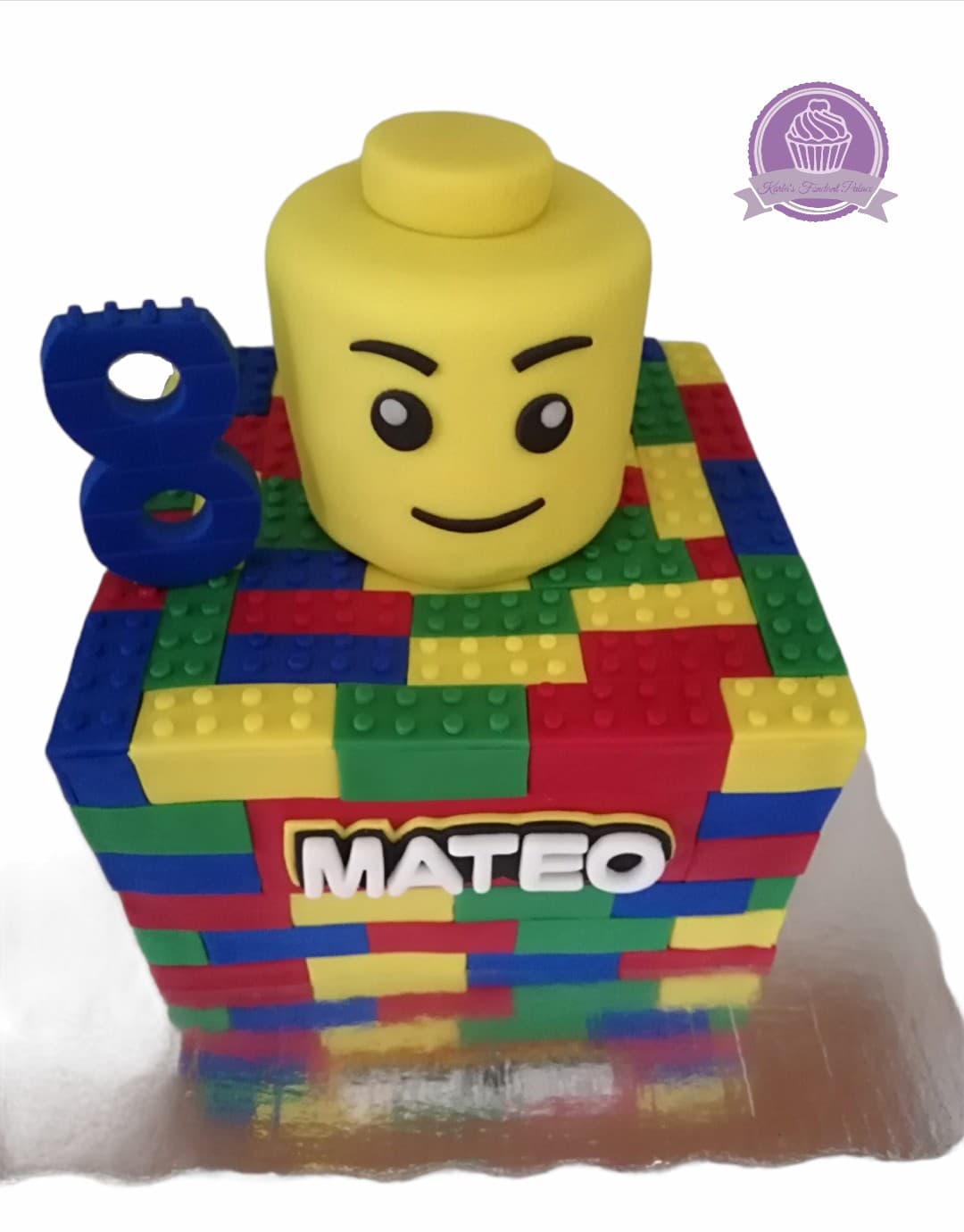 Pastel de cumpleaños decorado