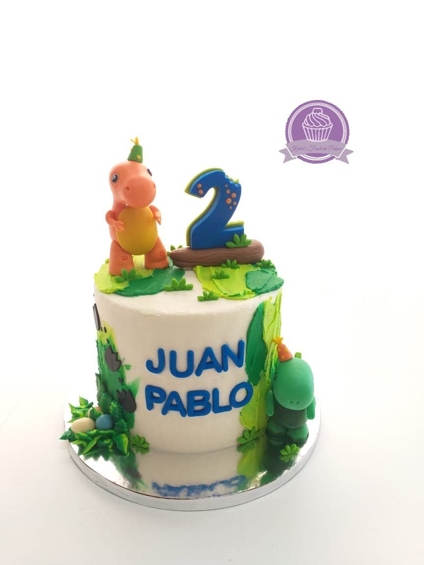Pastel de cumpleaños decorado