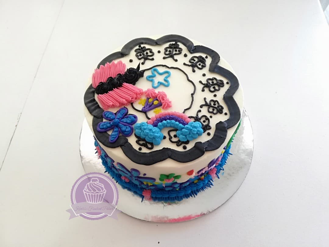 Pastel de cumpleaños decorado