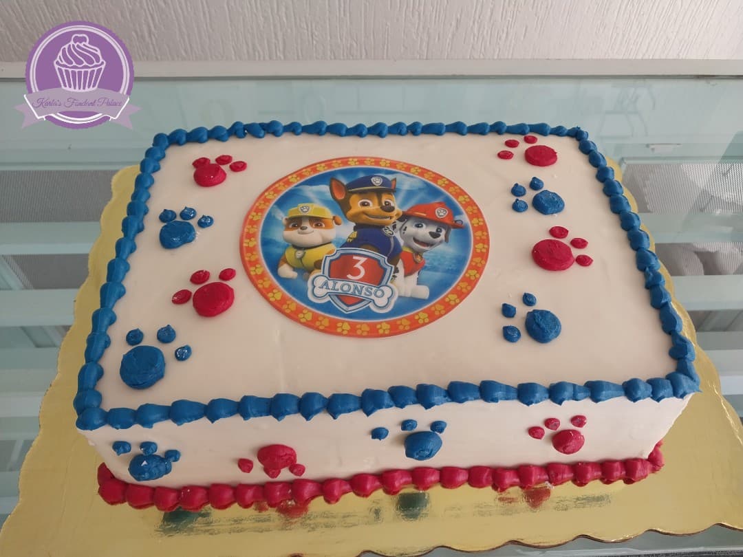 Pastel de cumpleaños decorado
