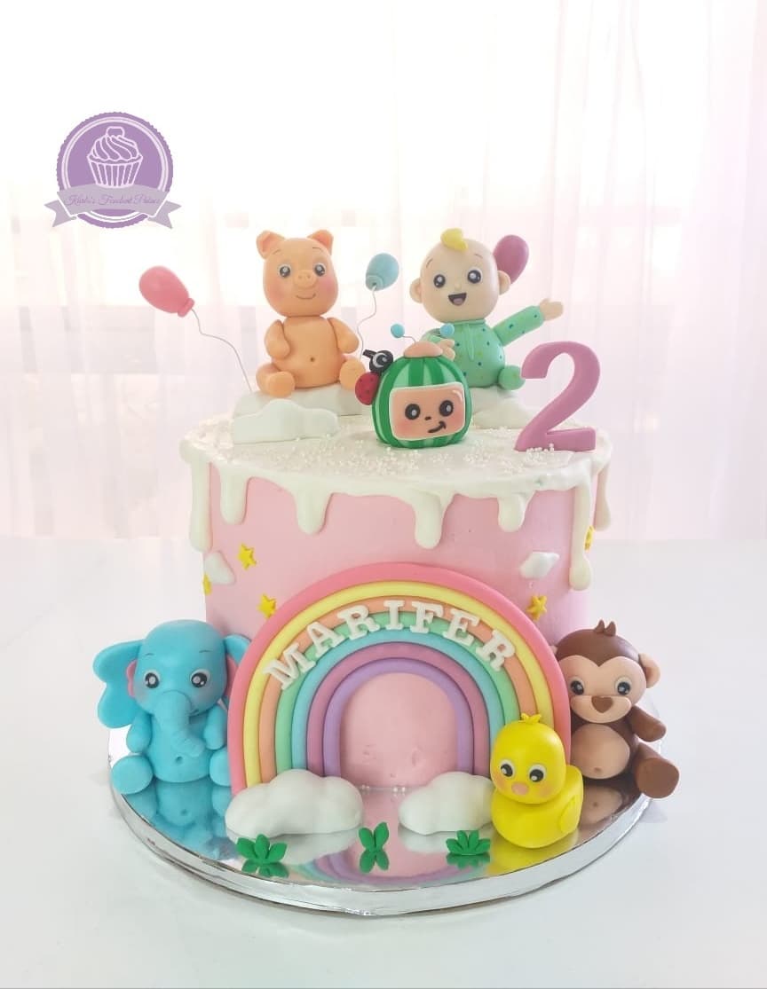 Pastel de cumpleaños decorado