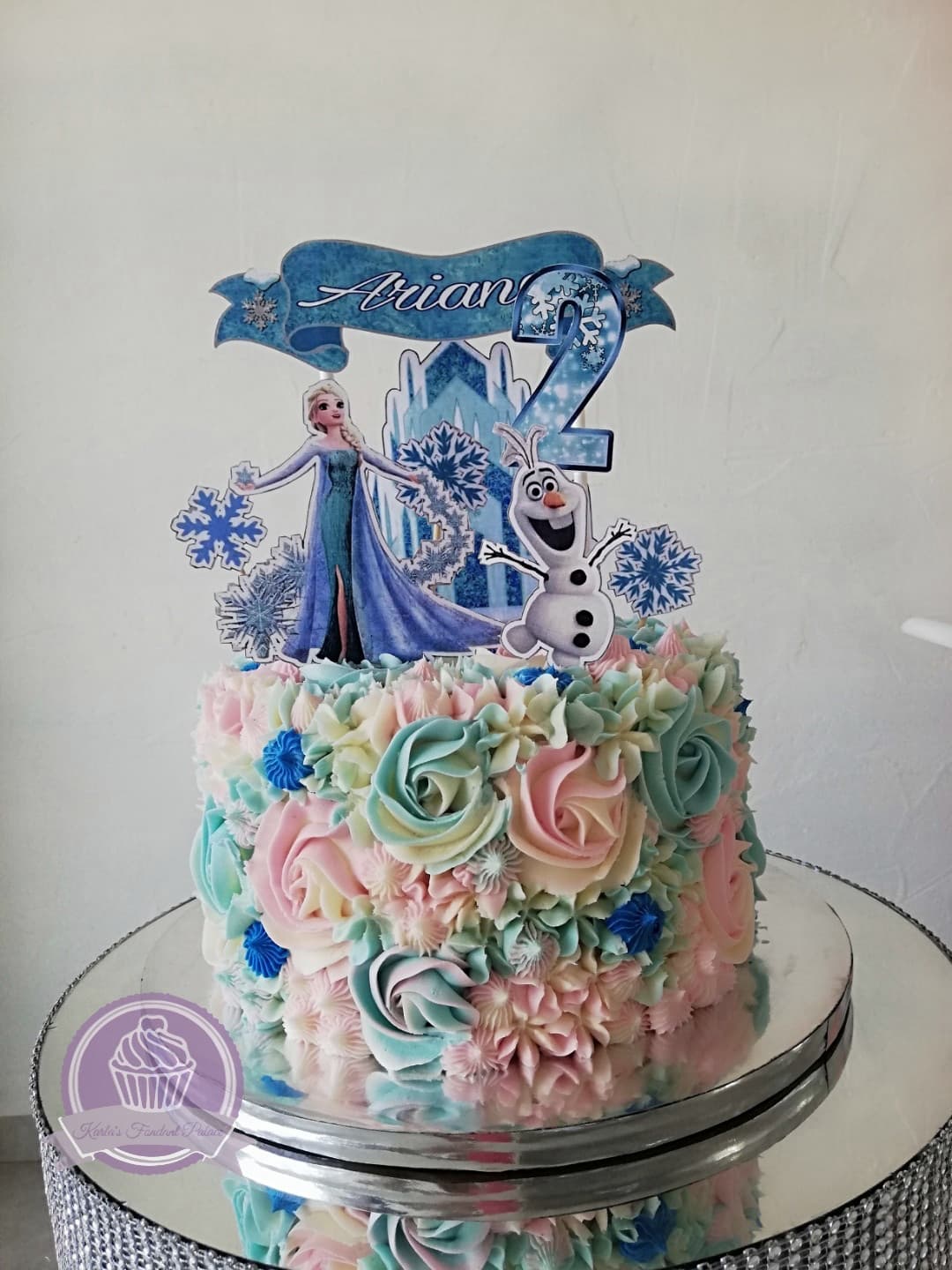 Pastel de cumpleaños decorado