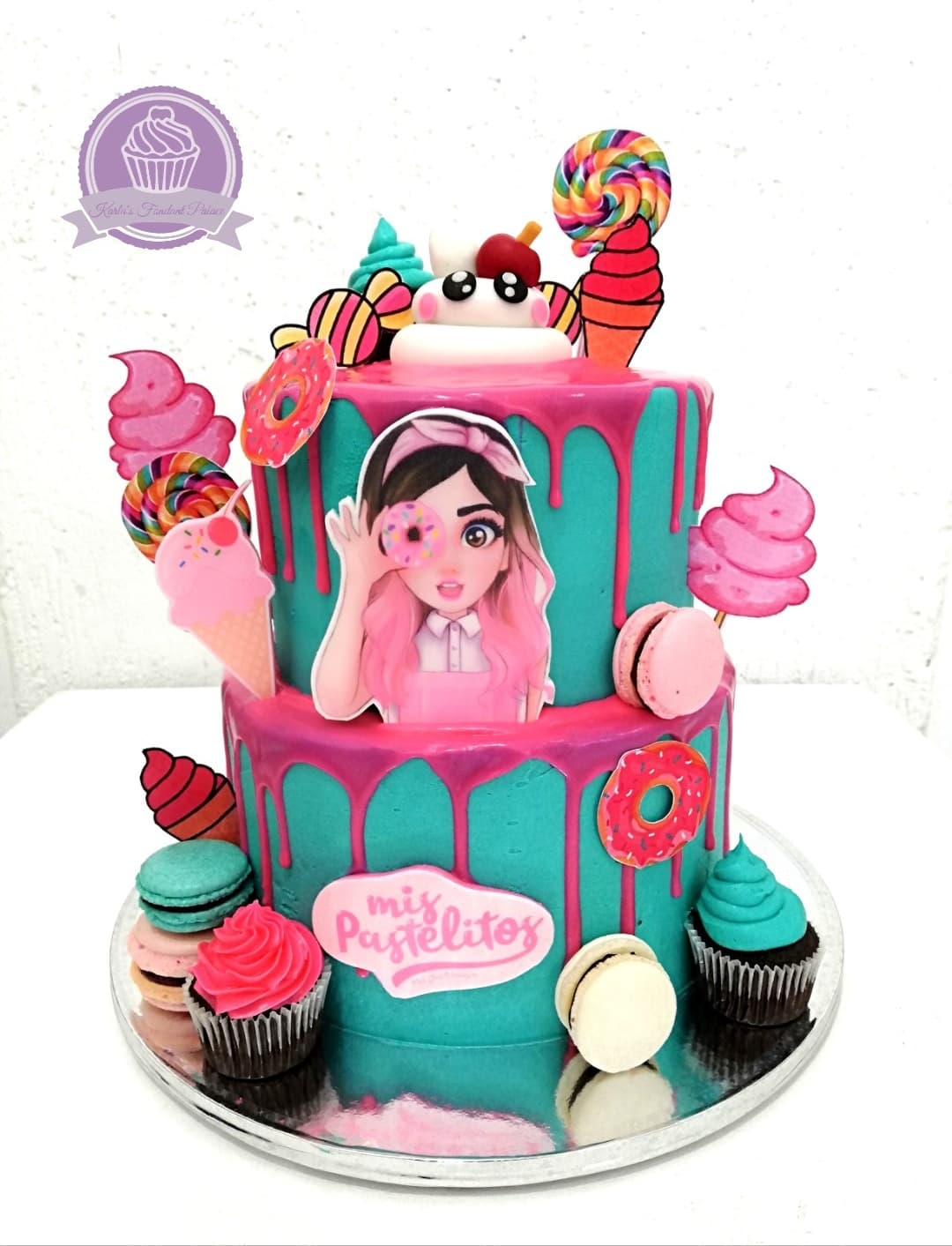 Pastel de cumpleaños decorado