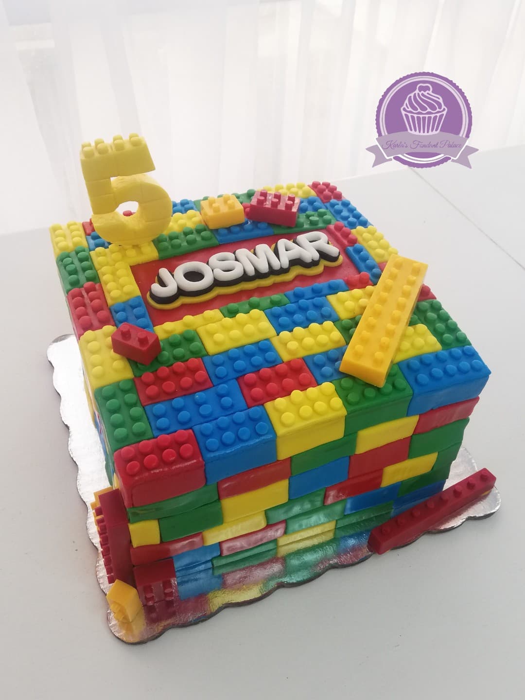 Diseño personalizado de pastel en Fondant Palace