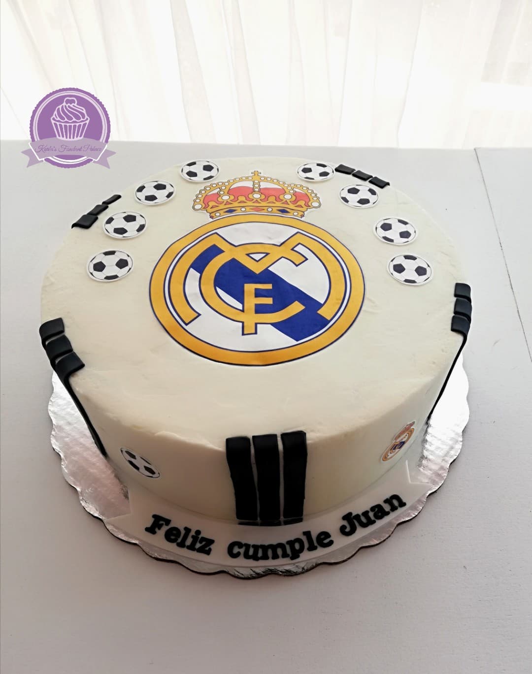 Diseño personalizado de pastel en Fondant Palace