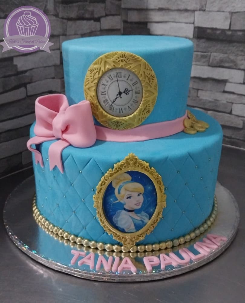 Pastel temático de fondant