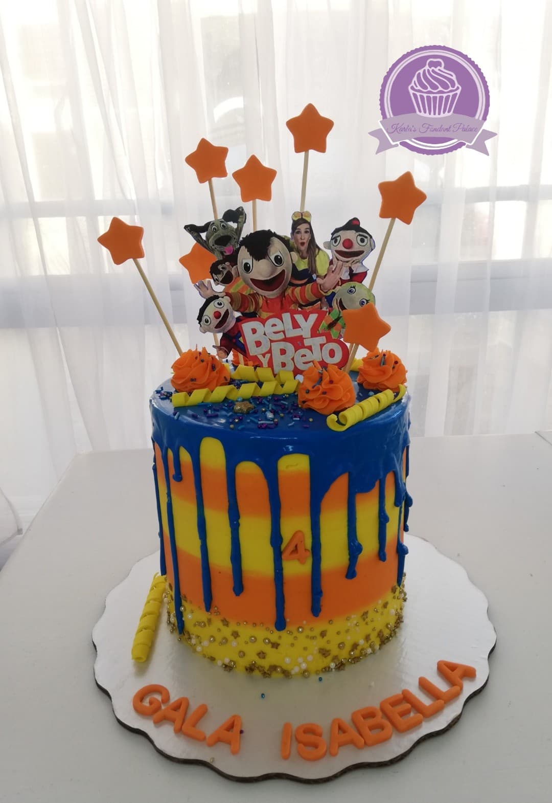 Pastel temático de fondant