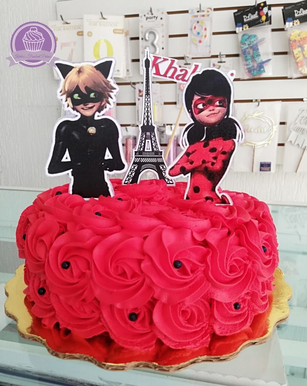 Pastel temático para fiesta